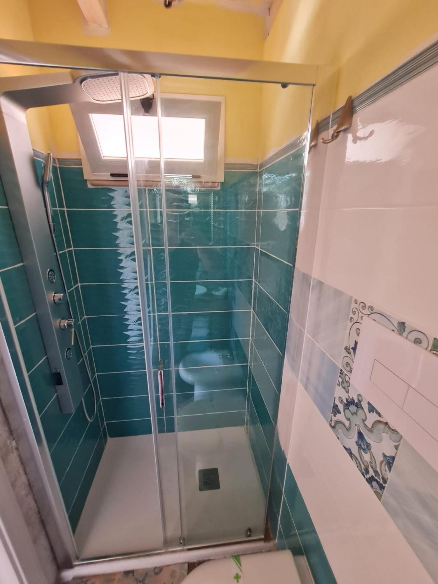 Luxury B&B Suite Jacuzzi Villa Filomena マリーナ・ディ・カメロータ エクステリア 写真